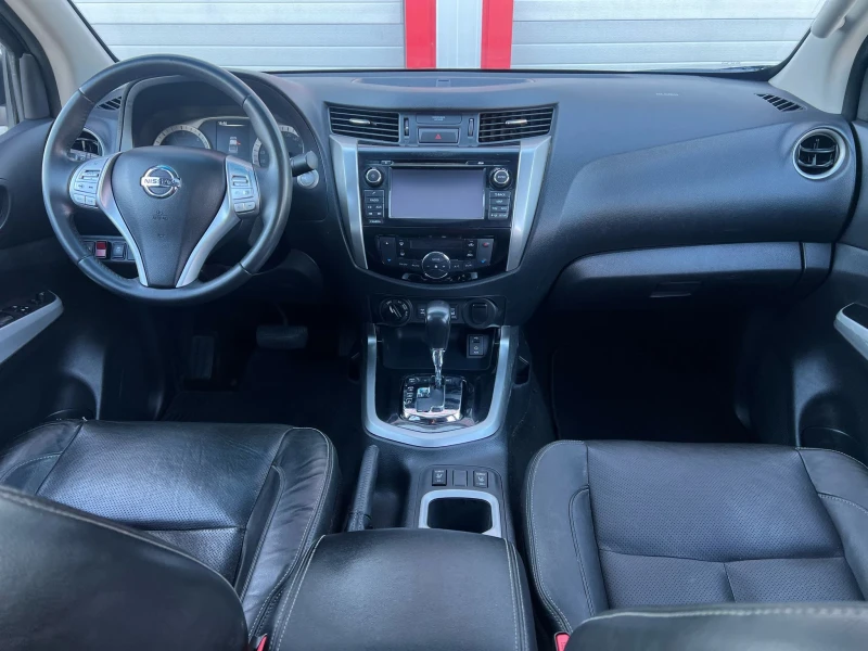 Nissan Navara 2.3DCI AUTOMATIK KEY LESS NAVI 360KAMERA EVRO 6B , снимка 14 - Автомобили и джипове - 49363427