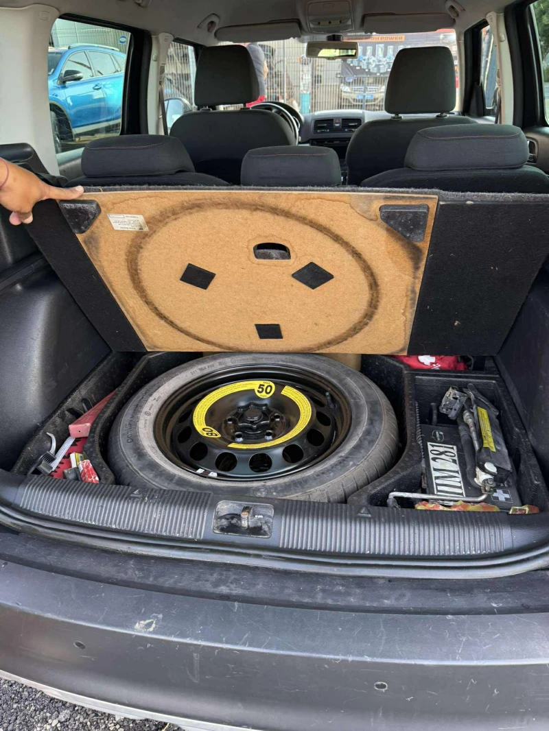 Skoda Yeti 2.0 TDI 170кс 4x4, снимка 11 - Автомобили и джипове - 51544093