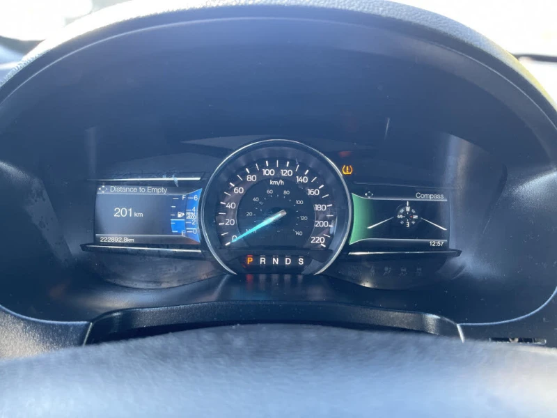 Ford Explorer XLT* 4WD* 7-местен* Pano* Подгрев, снимка 11 - Автомобили и джипове - 52699472