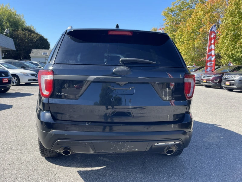 Ford Explorer XLT* 4WD* 7-местен* Pano* Подгрев, снимка 3 - Автомобили и джипове - 52699472