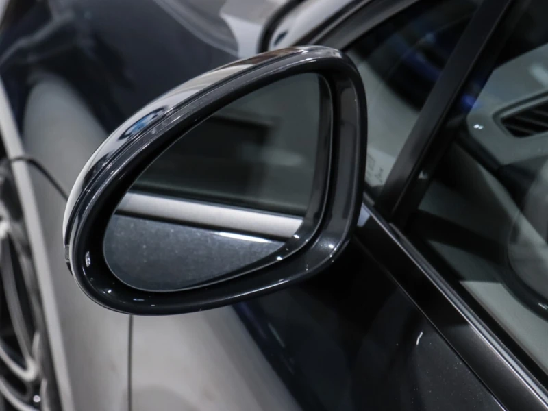 Porsche Macan * / AWD / Premium Plus / Bose Sound / Cooled Seats, снимка 12 - Автомобили и джипове - 52924359