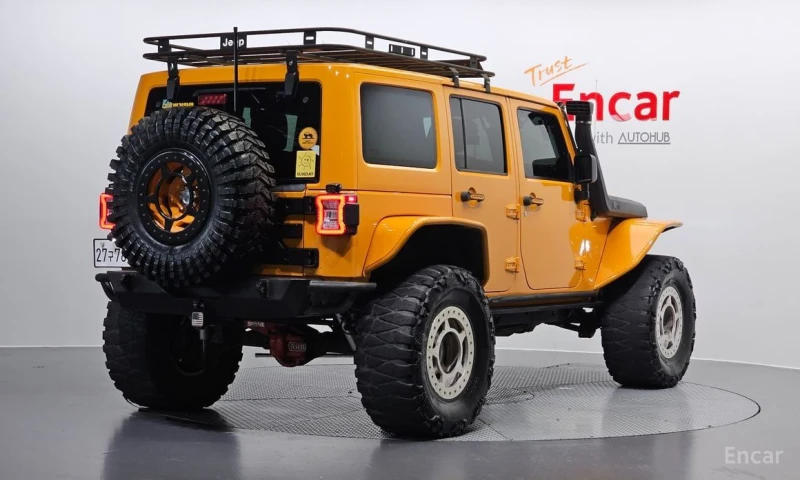 Jeep Wrangler, снимка 2 - Автомобили и джипове - 53034500