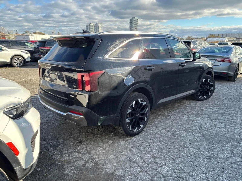 Kia Sorento * AWD * CARFAX * БЕЗ ПЪРВОНАЧАЛНА ВНОСКА, снимка 3 - Автомобили и джипове - 53176565
