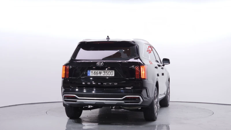 Kia Sorento 2.2CRDI/Пълна сервизна !!!, снимка 4 - Автомобили и джипове - 53371912