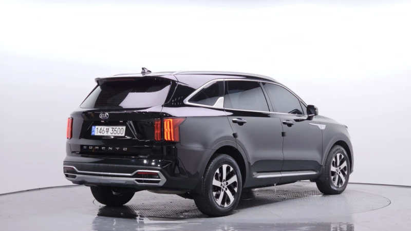 Kia Sorento 2.2CRDI/Пълна сервизна !!!, снимка 2 - Автомобили и джипове - 53371912