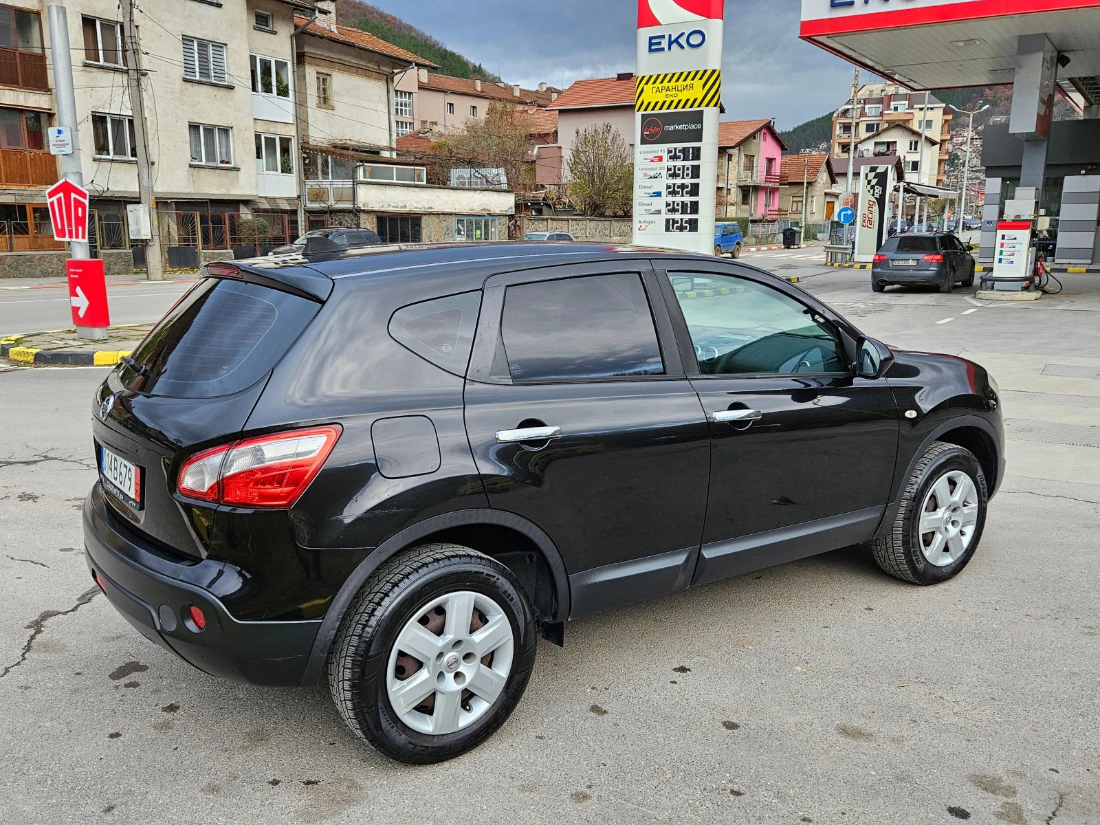 Nissan Qashqai 1.6 FACELIFT/KLIMA/EURO-5B - изображение 6