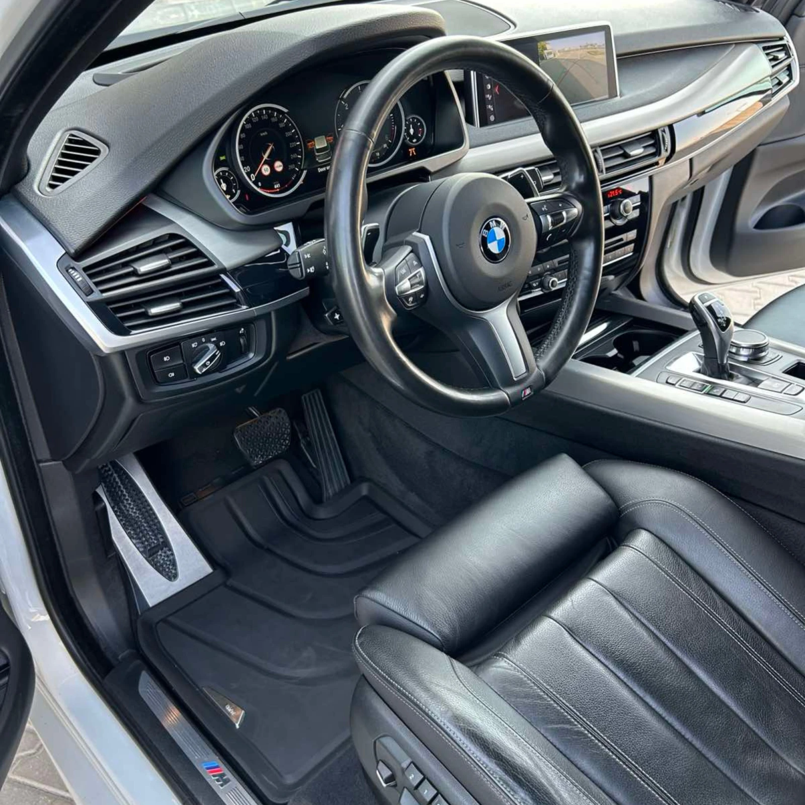 BMW X5 xDrive30d N1/HeadUp/360/Печка/Панорама/Softclose - изображение 8