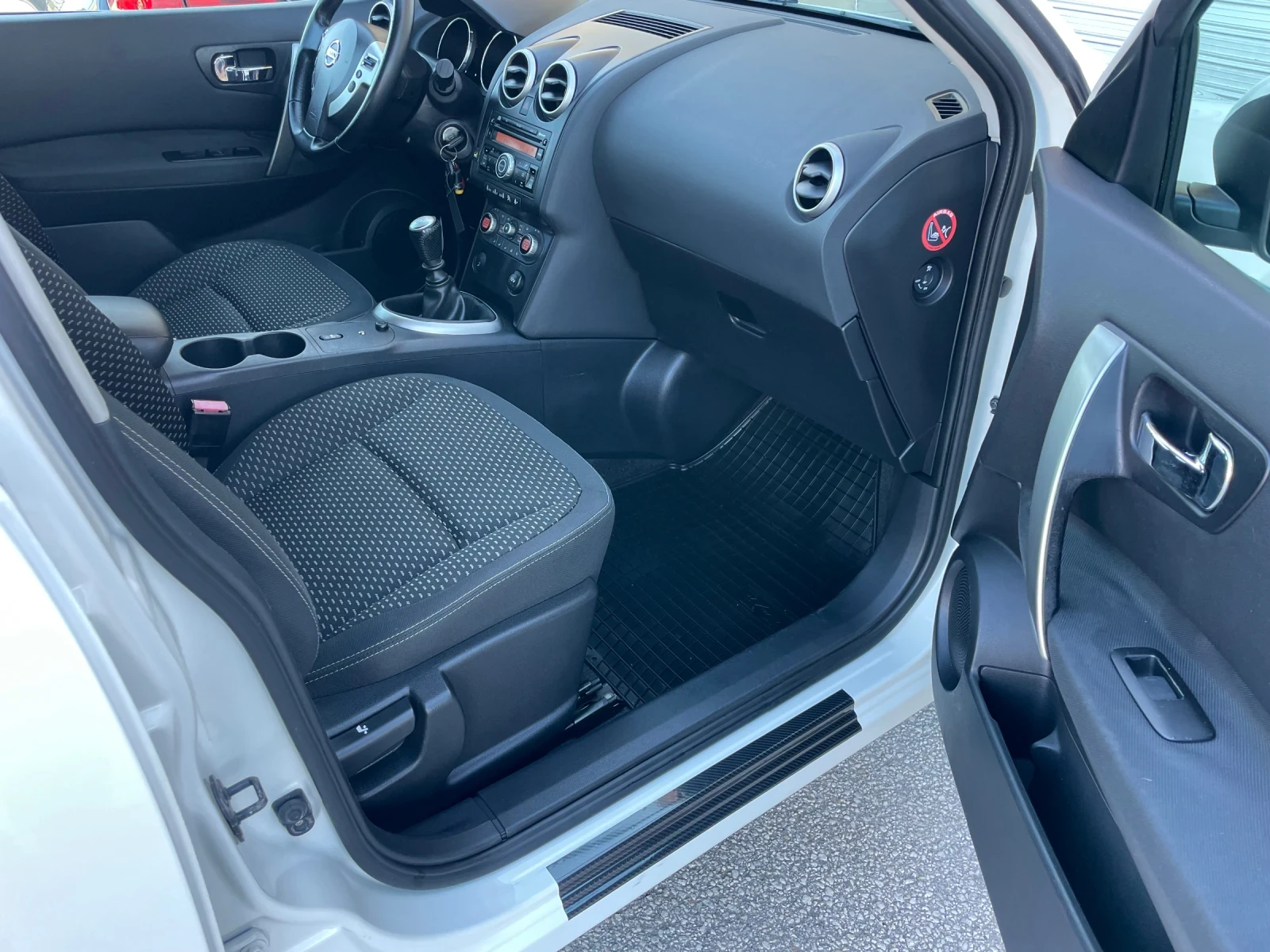 Nissan Qashqai 1.5DCi 103..  | Mobile.bg   14