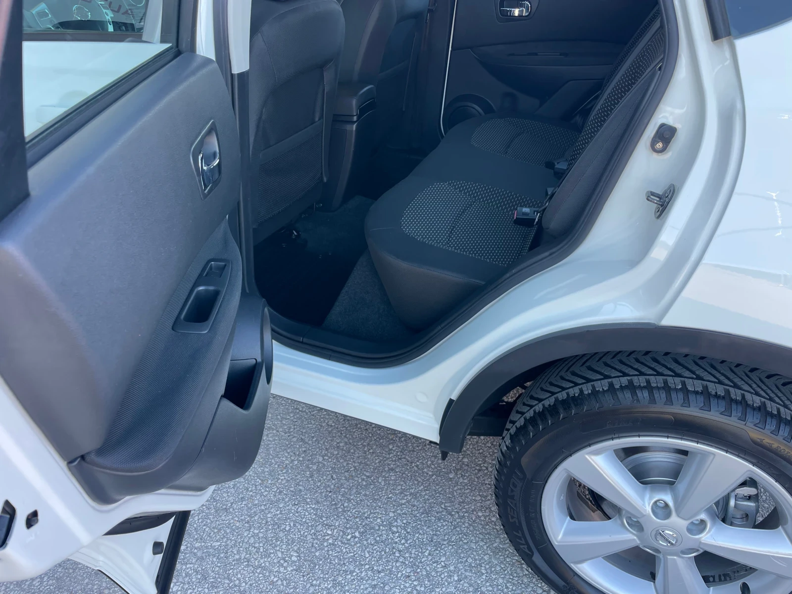 Nissan Qashqai 1.5DCi 103..  | Mobile.bg   12