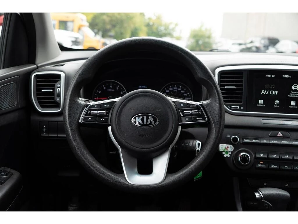 Kia Sportage * LX * CARFAX *    | Mobile.bg   14