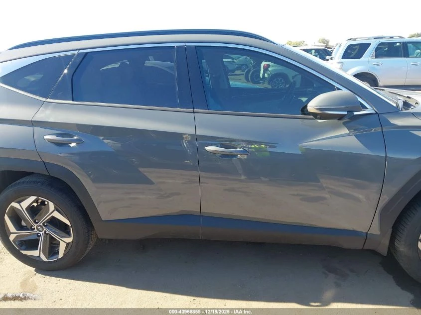 Hyundai Tucson 2.5L I-4 DI, DOHC, VVT, 187HP Front Wheel Drive | Mobile.bg � ����������� 5
