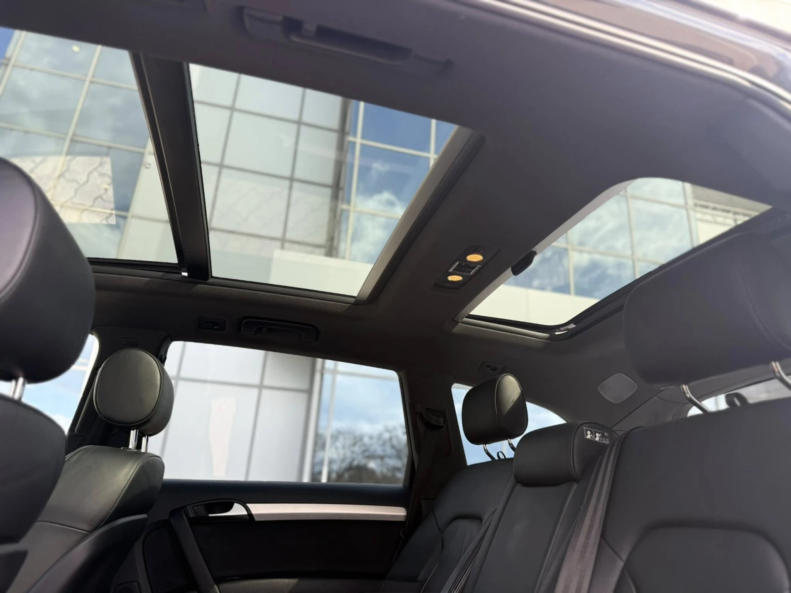 Audi Q7 3 х S line ! 7 местна, снимка 10 - Автомобили и джипове - 54163480