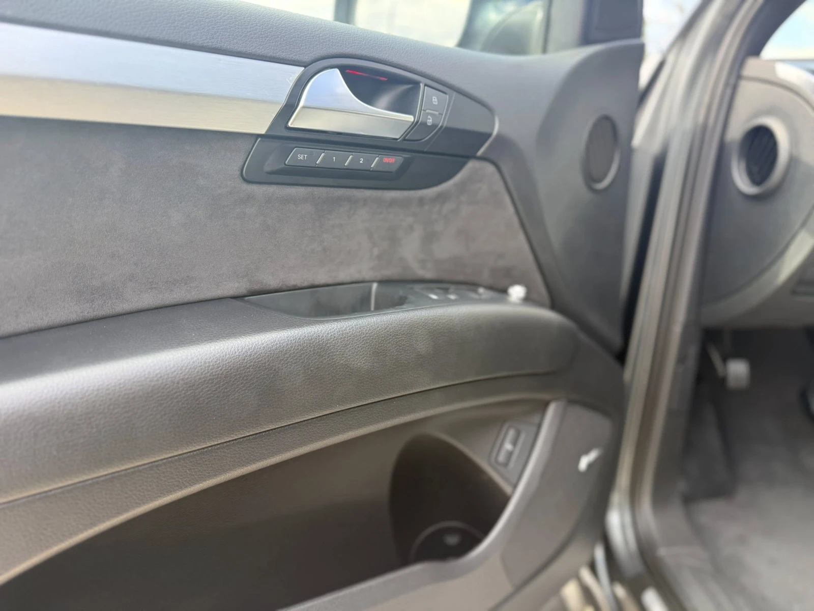 Audi Q7 3 х S line ! 7 местна, снимка 13 - Автомобили и джипове - 54163480