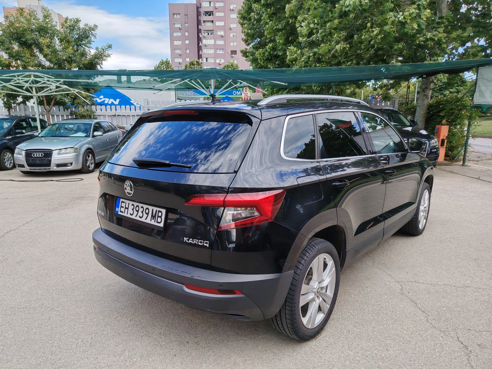 Skoda Karoq 1.6 GAZ BENZIN 116, снимка 5 - Автомобили и джипове - 54928380