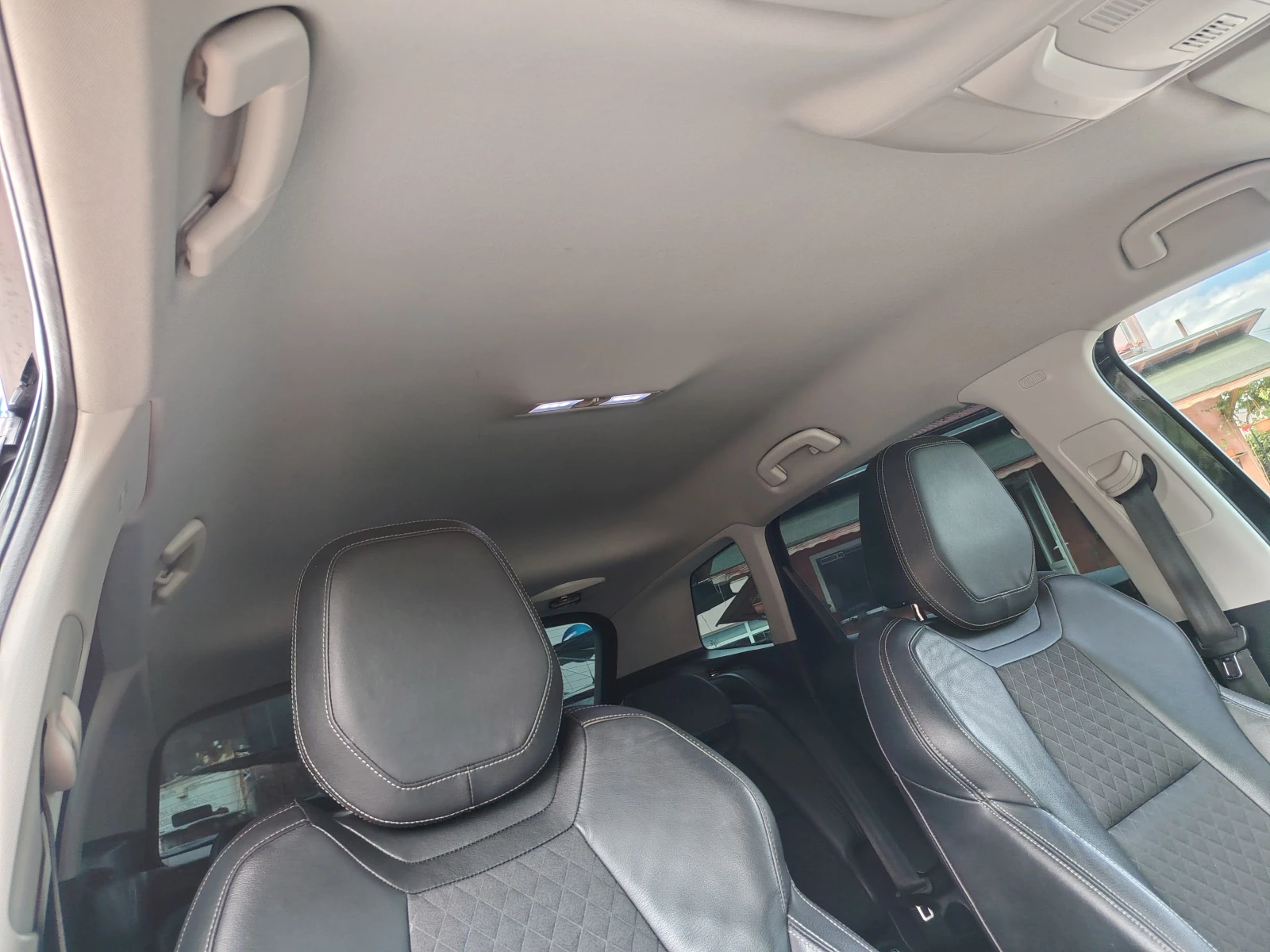 Skoda Karoq 1.6 GAZ BENZIN 116, снимка 14 - Автомобили и джипове - 54928380