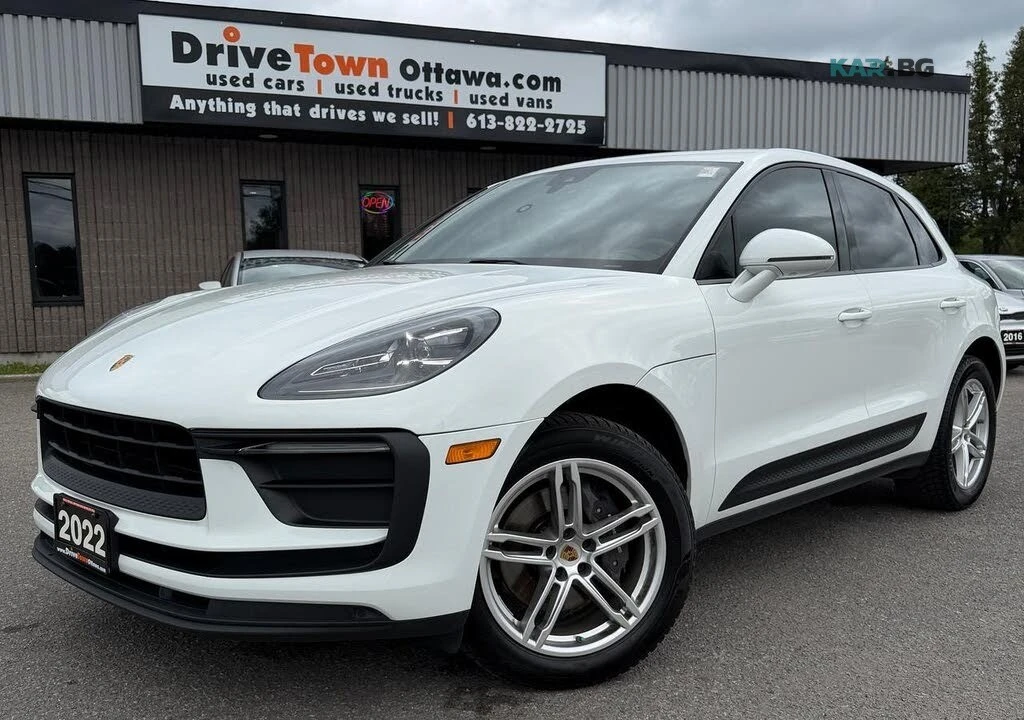 Porsche Macan * BOSE * PANO * Автокредит * (Цена до България)