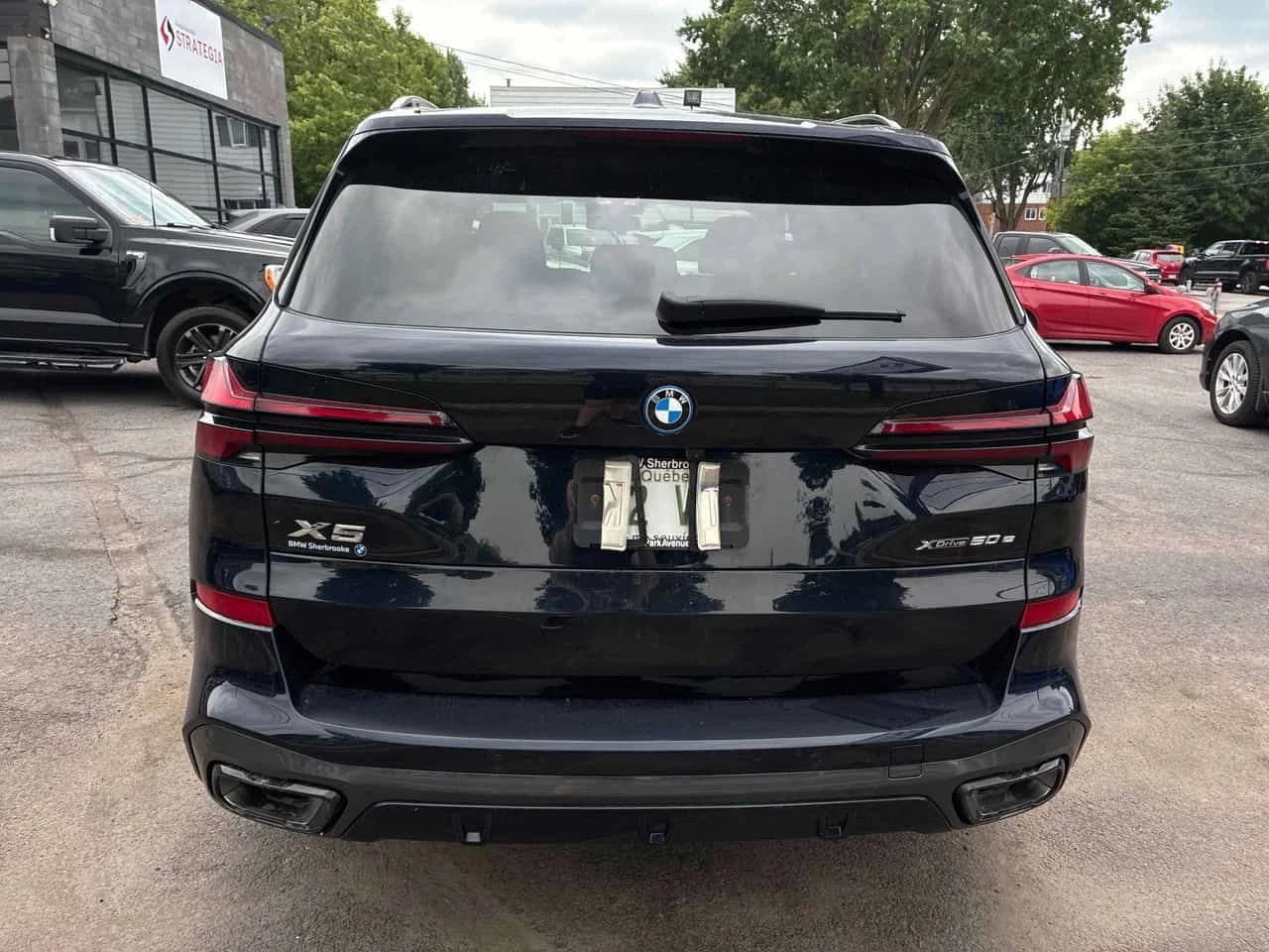 BMW X5 xDrive50e/ВЪЗДУШНО/ПАНОРАМА/ДИСТРОНИК/360, снимка 5 - Автомобили и джипове - 55287219