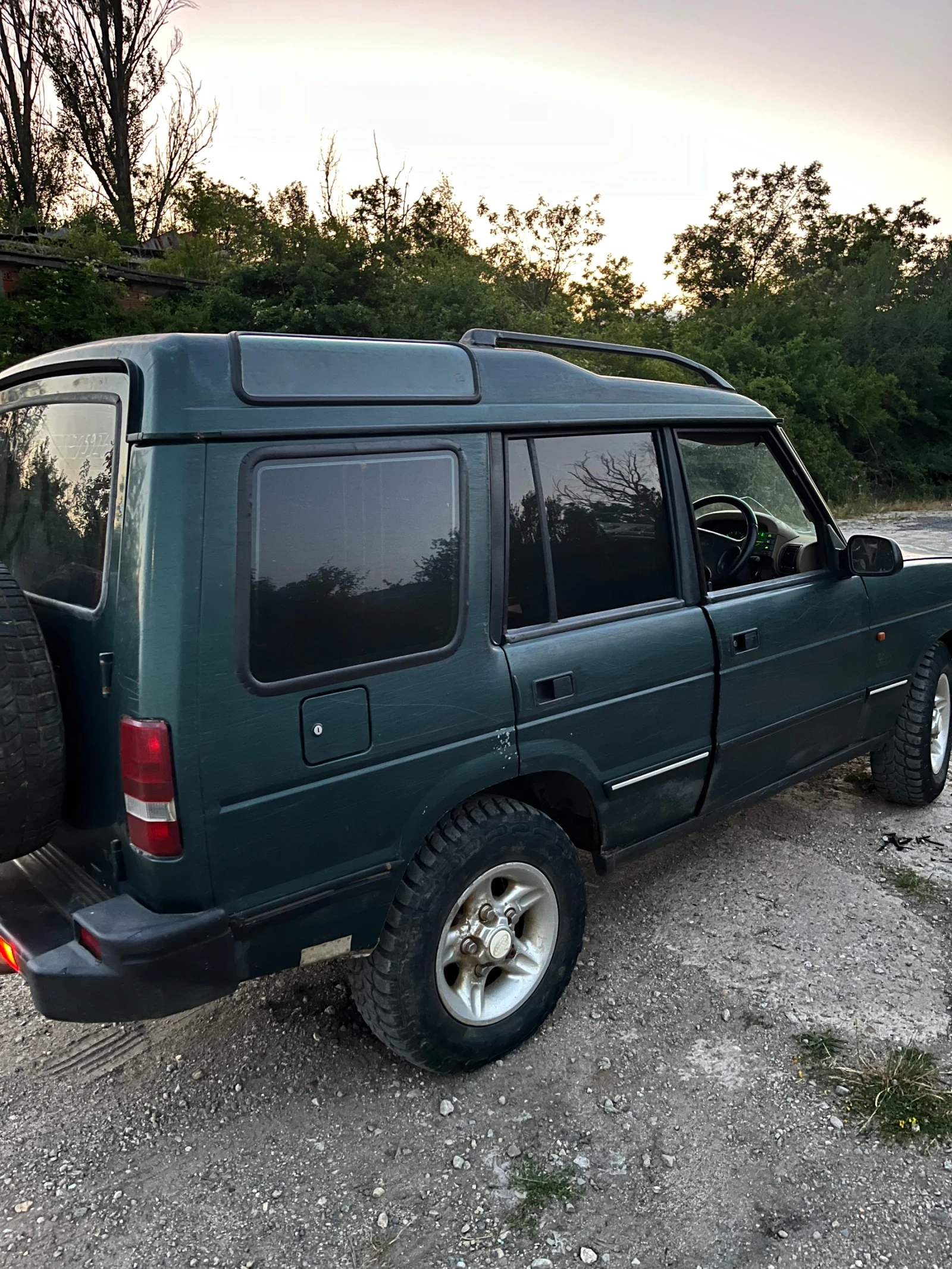 Land Rover Discovery 2.5 tdi, снимка 6 - Автомобили и джипове - 55364873