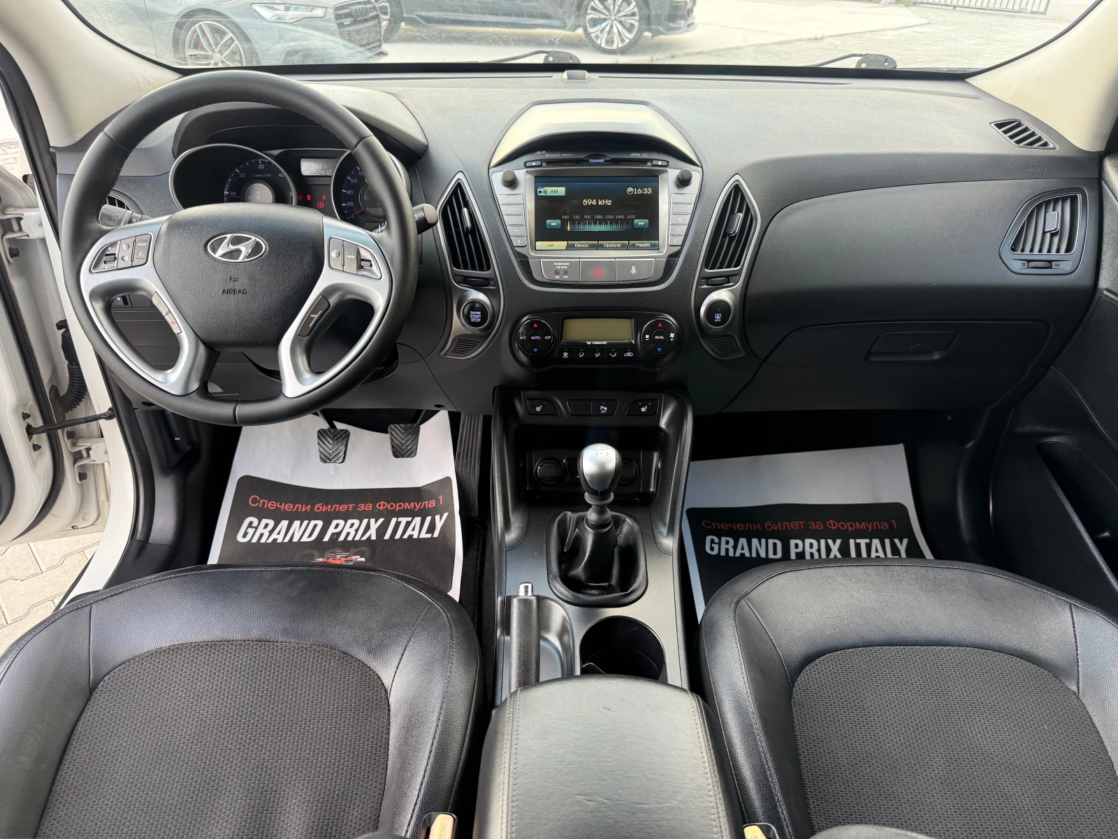 Hyundai IX35 1.7 crdi Собствен лизинг !!! Face lift full, снимка 9 - Автомобили и джипове - 55796761