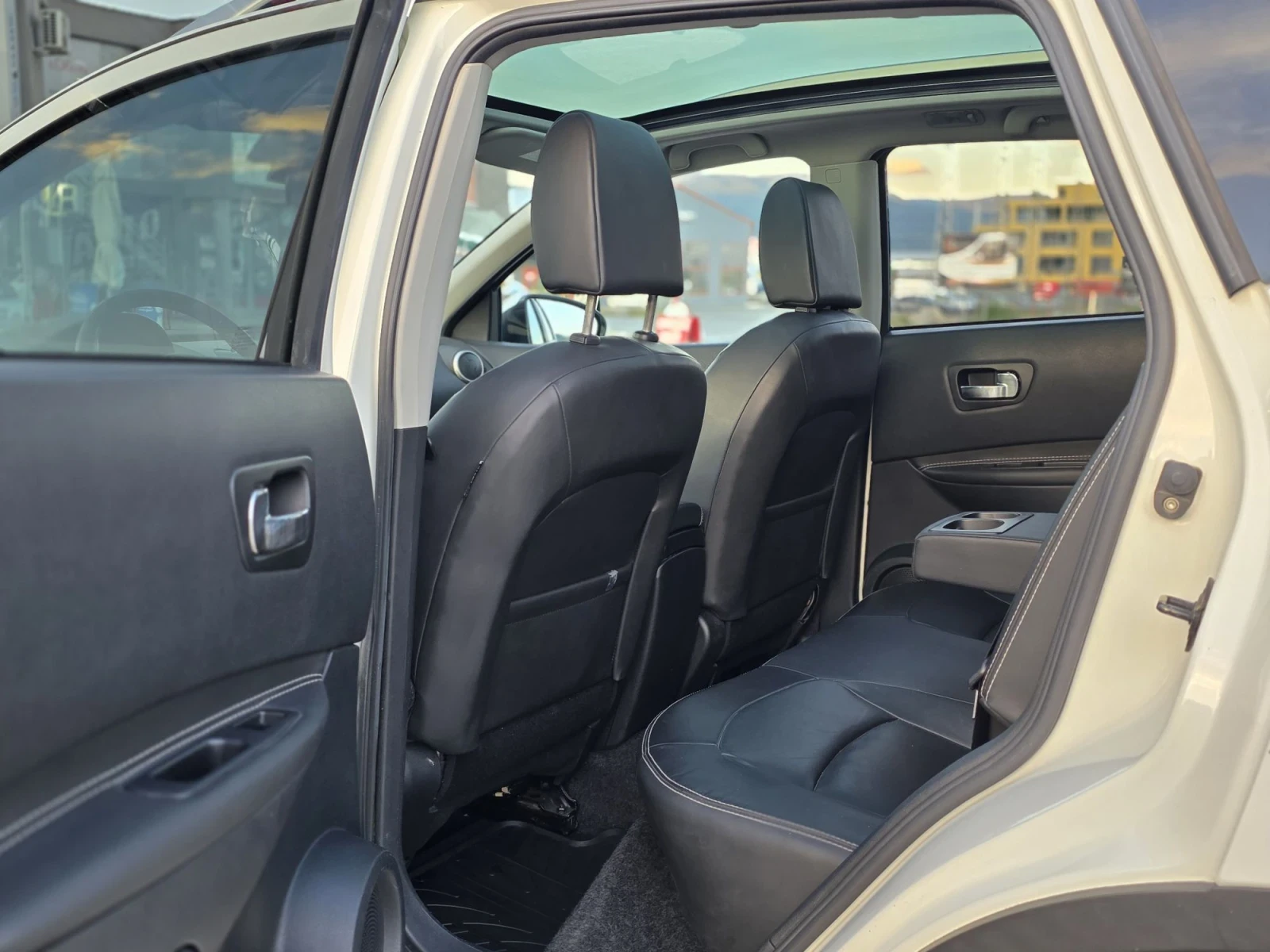 Nissan Qashqai 1.5dci 110k.c. * Tekna Spicial* ������ ����  | Mobile.bg � ����������� 9