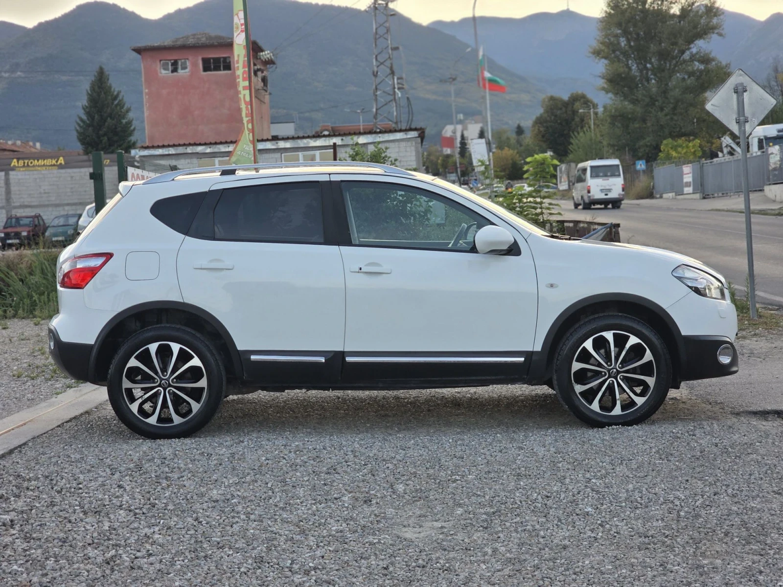 Nissan Qashqai 1.5dci 110k.c. * Tekna Spicial* ������ ����  | Mobile.bg � ����������� 6