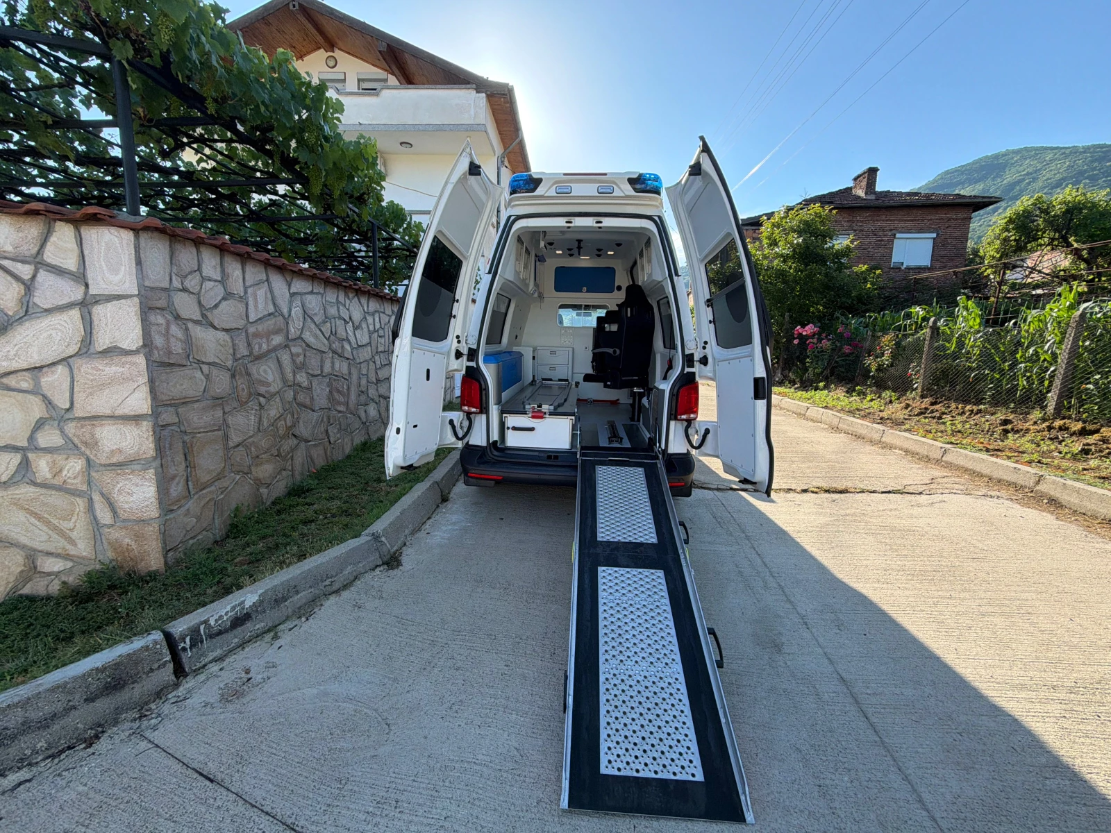 VW Transporter ЛИНЕЙКА 4x4 2.0 МAXI EURO 6 , снимка 11 - Бусове и автобуси - 54955438