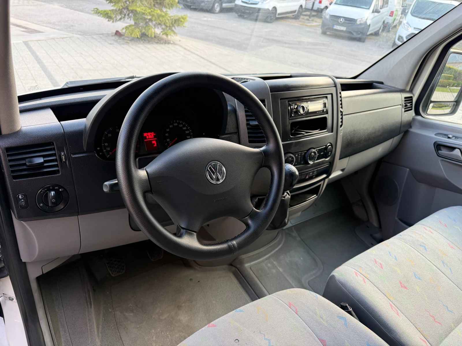 VW Crafter 2.5TDI Климатроник L2H2 Еuro 5 , снимка 12 - Бусове и автобуси - 56166677