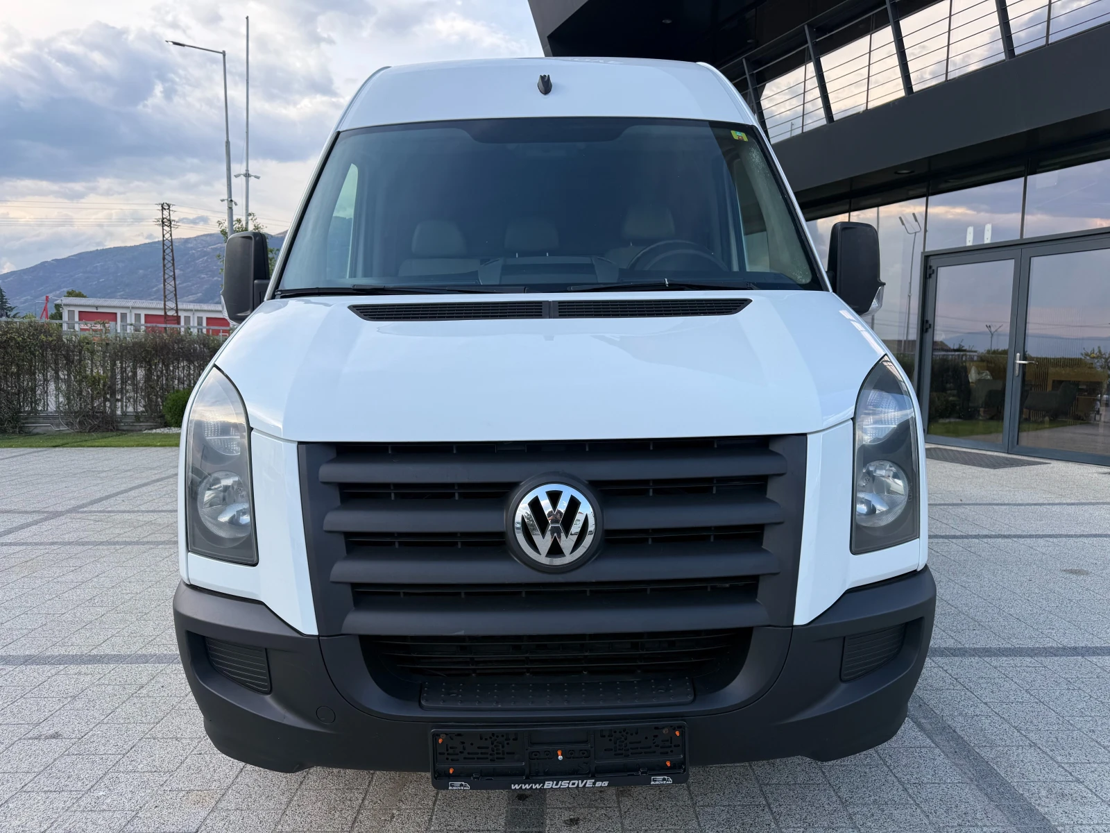 VW Crafter 2.5TDI Климатроник L2H2 Еuro 5 , снимка 3 - Бусове и автобуси - 56166677