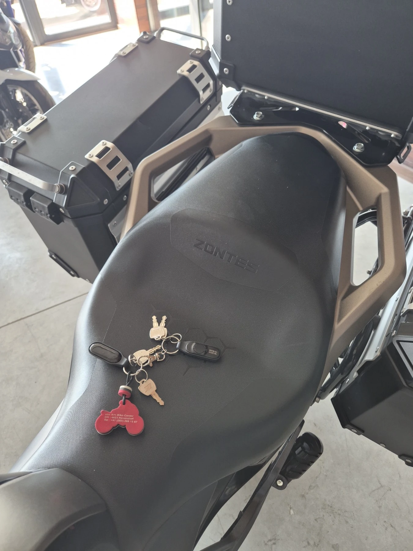 Zontes Zontes ZT310 ADV ABS А2категория! Нов внос от ШВЕЙЦАРИЯ!!, снимка 17 - Мотоциклети и мототехника - 55184500