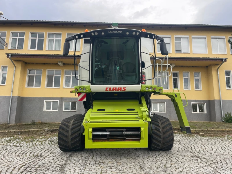 Комбайн Claas LEXION 770 TT CEMOS PACK + CLAAS VARIO 1230 ЛИЗИНГ, снимка 2 - Селскостопанска техника - 51455044