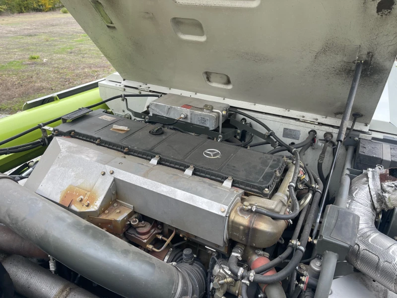 Комбайн Claas LEXION 770 TT CEMOS PACK + CLAAS VARIO 1230 ЛИЗИНГ, снимка 15 - Селскостопанска техника - 51455044