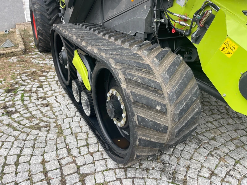 Комбайн Claas LEXION 770 TT CEMOS PACK + CLAAS VARIO 1230 ЛИЗИНГ, снимка 8 - Селскостопанска техника - 51455044