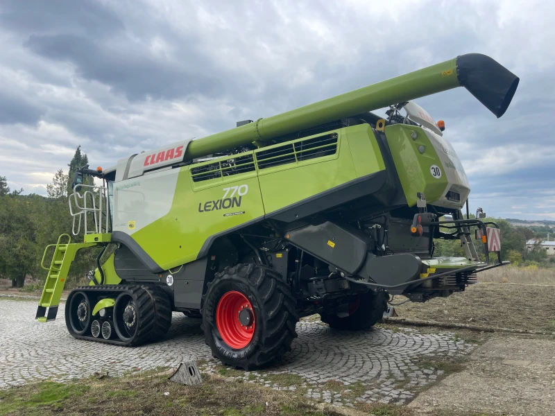 Комбайн Claas LEXION 770 TT CEMOS PACK + CLAAS VARIO 1230 ЛИЗИНГ, снимка 5 - Селскостопанска техника - 51455044