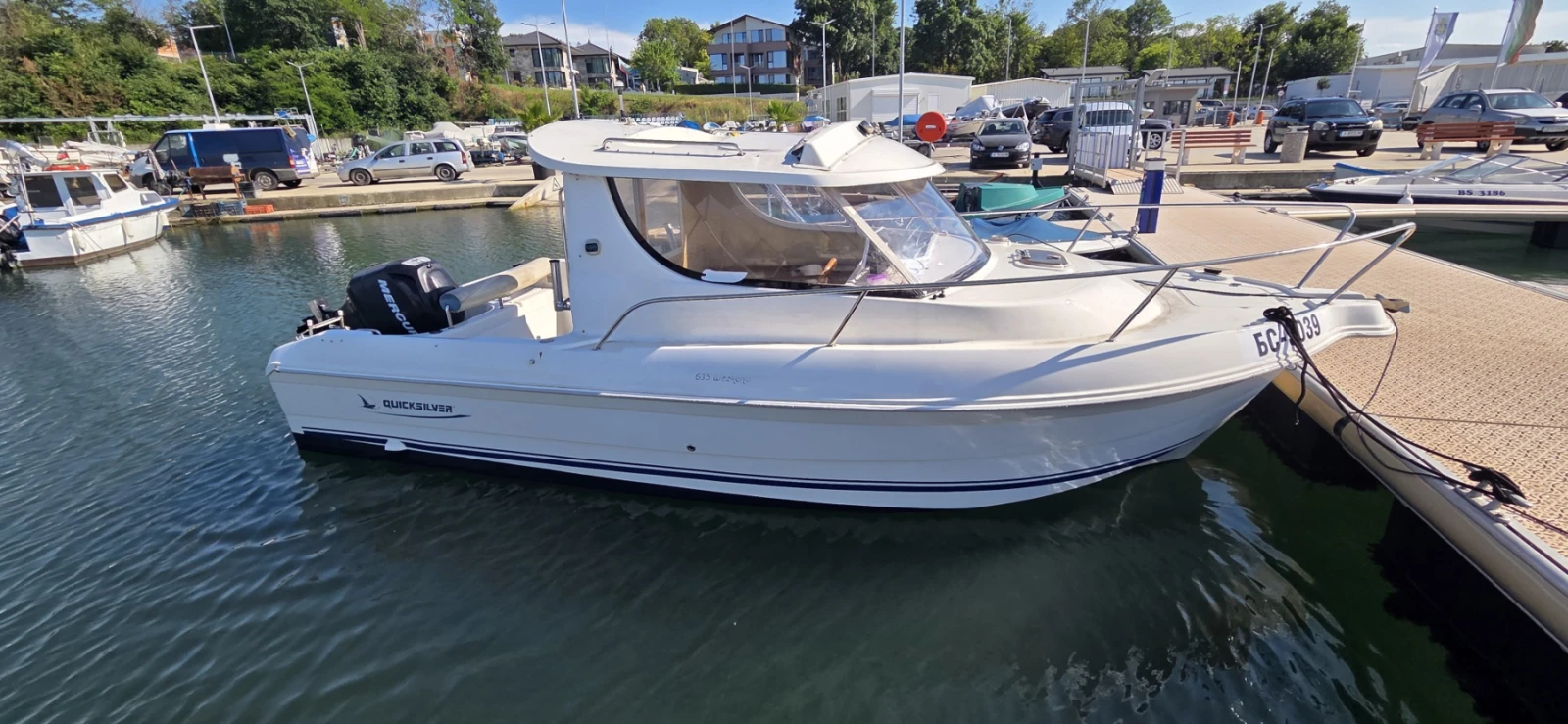 Моторна яхта Quicksilver 635 weekend, снимка 8 - Воден транспорт - 54917890