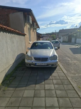 Mercedes-Benz C 200, снимка 3