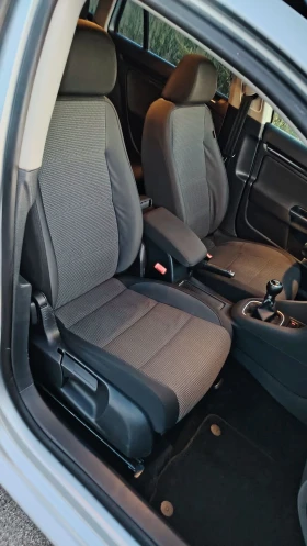 VW Golf 1.6TDI Variant , снимка 13