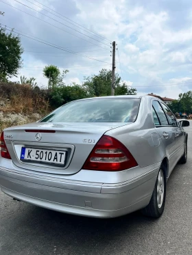 Mercedes-Benz C 220, снимка 12