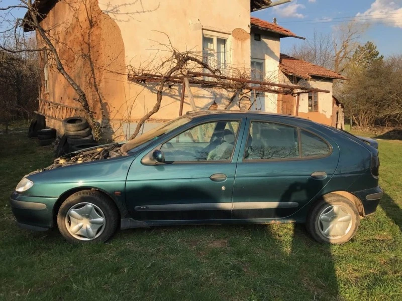 Renault Megane 1900, снимка 1 - Автомобили и джипове - 37747997