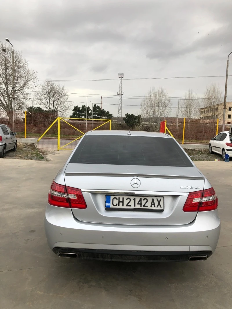 Mercedes-Benz E 350 AMG line, снимка 5 - Автомобили и джипове - 47640792