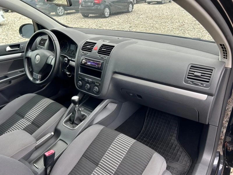 VW Golf 1.9TDI, снимка 13 - Автомобили и джипове - 47476513