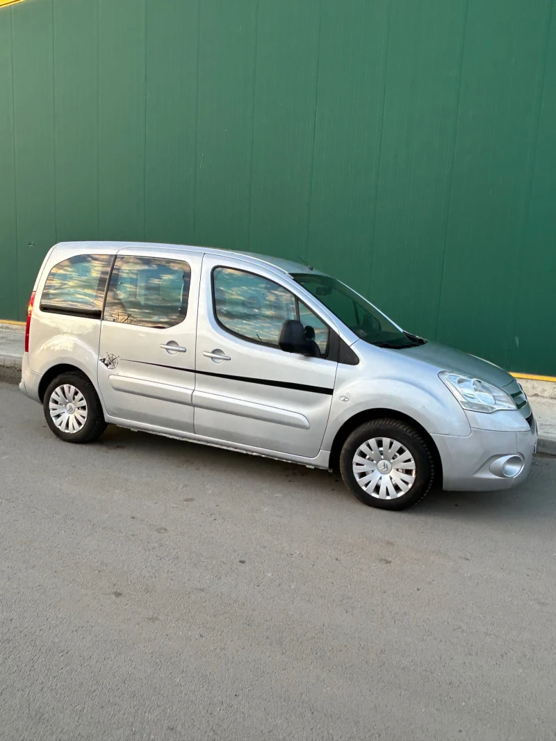 Citroen Berlingo, снимка 3 - Автомобили и джипове - 48551136