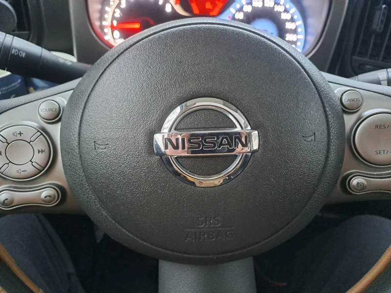 Nissan Cube, снимка 11 - Автомобили и джипове - 48685453