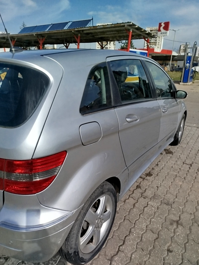 Mercedes-Benz B 170, снимка 4 - Автомобили и джипове - 49594970