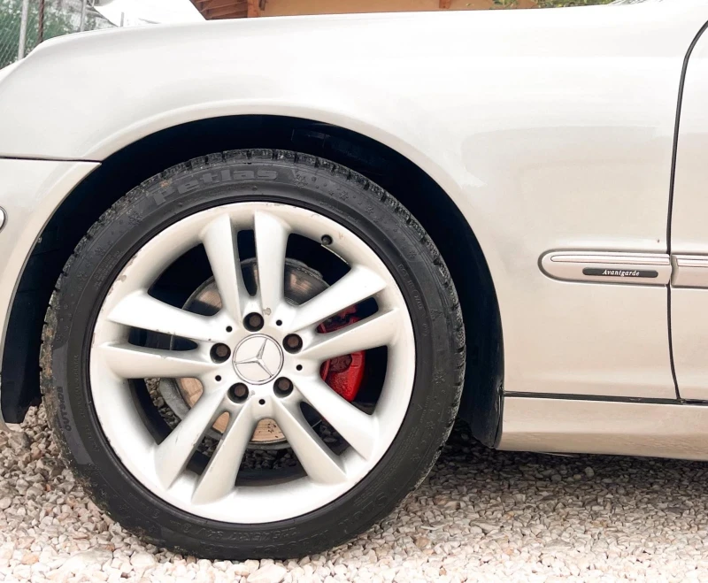 Mercedes-Benz C 200 Avtomat 2.2cdi Face , снимка 9 - Автомобили и джипове - 52639198