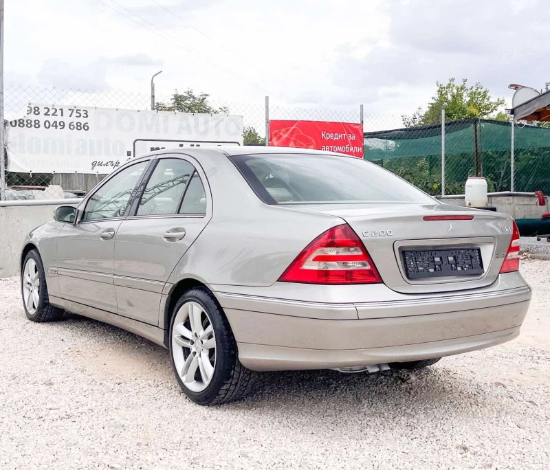 Mercedes-Benz C 200 Avtomat 2.2cdi Face , снимка 4 - Автомобили и джипове - 52639198