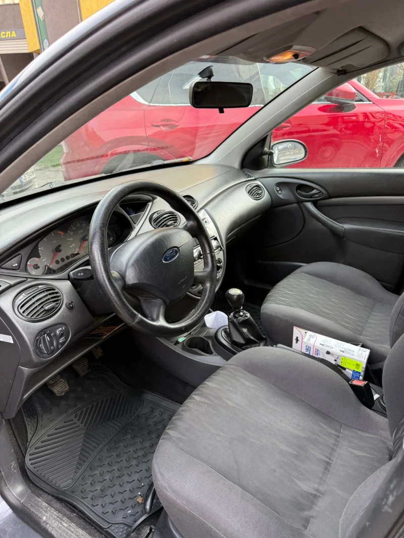 Ford Focus 1.8 , снимка 5 - Автомобили и джипове - 52407133