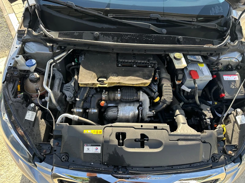 Peugeot 308 1.6hdi 99к.с Euro6  Лед Навигация , снимка 14 - Автомобили и джипове - 52632121