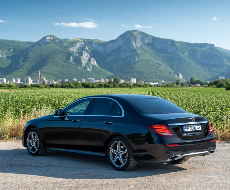 Mercedes-Benz 220, снимка 3 - Автомобили и джипове - 52673103