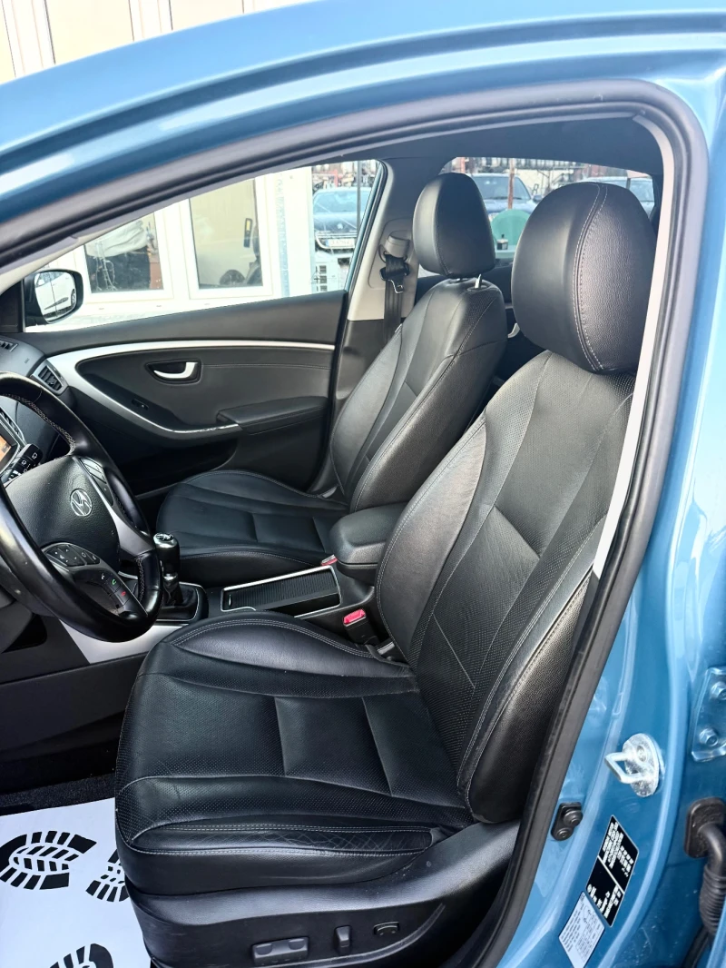 Hyundai I30 1.6I Facelift  Швейцария 135к.с, снимка 9 - Автомобили и джипове - 53089486