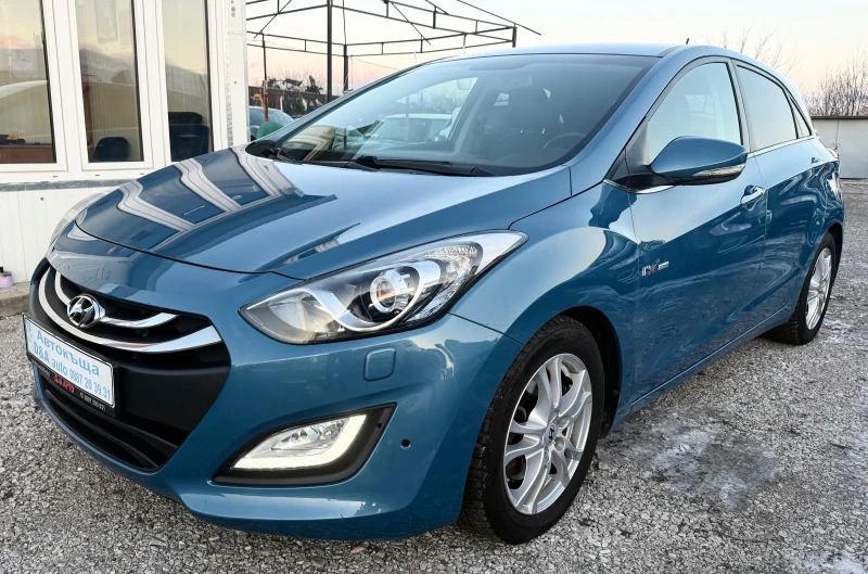 Hyundai I30 1.6I Facelift  Швейцария 135к.с, снимка 2 - Автомобили и джипове - 53089486